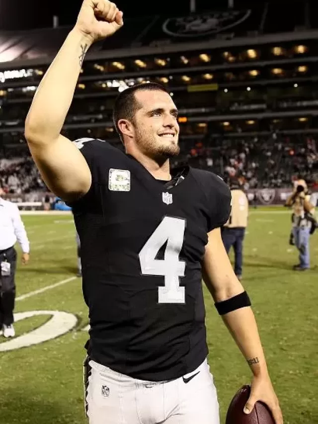 7 things about Derek Carr